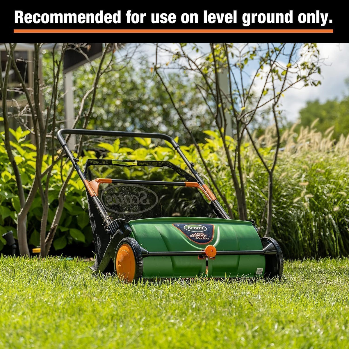 Scotts 26 in. Push Lawn Sweeper LSW70026S, Black/Green
