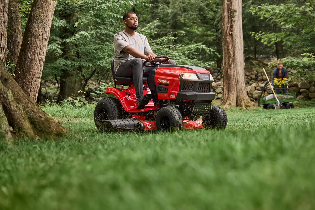 CRAFTSMAN T150 46 Inch Riding Lawn Mower 19 HP Briggs Stratton Automatic CVT 46 Inch Deck